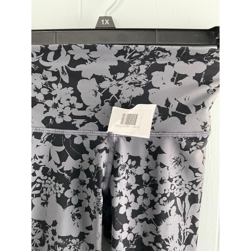 Lululemon Wunder Under High‎ Rise Tight 28 Floral Gray Black Leggings Size 2 - Picture 5 of 6